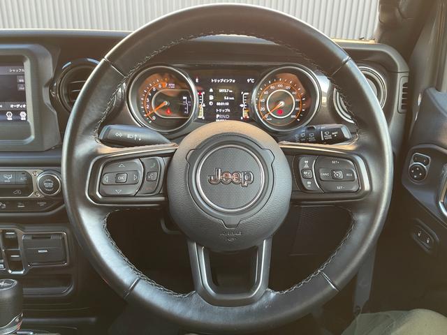 ジープ・ラングラーアンリミテッド スポーツアルティテュード 社外20インチAW 純正ディスプレイオーディオ&バックカメラ ETC LEDヘッドライト 限定300台 グロスブラック内装パネル LEDヘッドライト(22枚目)