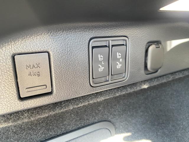 ＲＸ ＲＸ５００ｈ　Ｆスポーツパフォーマンス　ボディーゴールドラッピング施工　エアロダイナミックパッケージ　マークレビンソン　サンルーフ　黒革ハーフレザーシート　ワーク２２インチＡＷ（純正アルミ有）（27枚目）