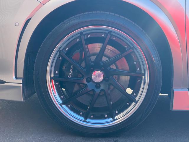 ＲＸ ＲＸ５００ｈ　Ｆスポーツパフォーマンス　ボディーゴールドラッピング施工　エアロダイナミックパッケージ　マークレビンソン　サンルーフ　黒革ハーフレザーシート　ワーク２２インチＡＷ（純正アルミ有）（46枚目）