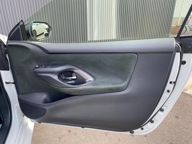 ＧＲヤリス ＲＳ　純正ディスプレイオーディオ　ナビ＆バックカメラ　ＥＴＣ　前後ドライブレコーダー　ステアリングヒーター　スマートキー　プッシュスタート（19枚目）