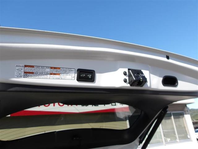 カローラクロス ハイブリッド　Ｚ　サンルーフ　フルセグ　メモリーナビ　ミュージックプレイヤー接続可　バックカメラ　衝突被害軽減システム　ＥＴＣ　ドラレコ　ＬＥＤヘッドランプ　ワンオーナー（24枚目）