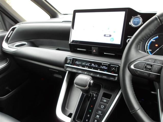 ノア ハイブリッドS-Z フルセグ メモリーナビ DVD再生 ミュージックプレイヤー接続可 後席モニター バックカメラ 衝突被害軽減システム ETC 両側電動スライド LEDヘッドランプ 乗車定員7人 3列シート ワンオーナー(3枚目)