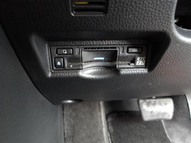 ノア ハイブリッドS-Z フルセグ メモリーナビ DVD再生 ミュージックプレイヤー接続可 後席モニター バックカメラ 衝突被害軽減システム ETC 両側電動スライド LEDヘッドランプ 乗車定員7人 3列シート ワンオーナー(16枚目)