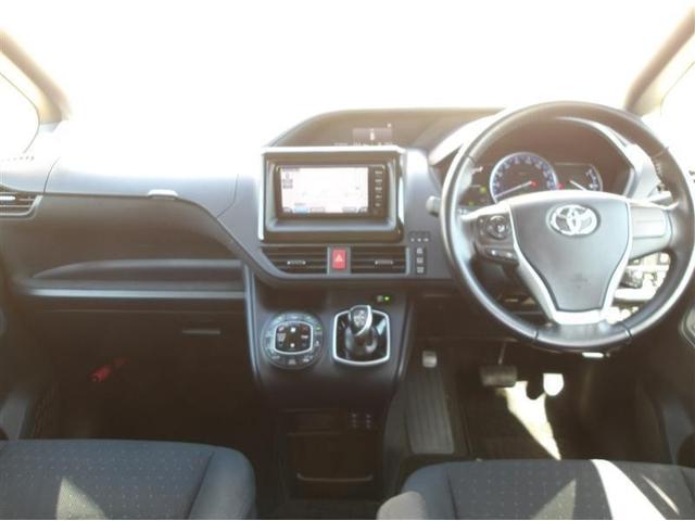 ノア ハイブリッドG ワンセグ メモリーナビ ミュージックプレイヤー接続可 バックカメラ ETC 両側電動スライド LEDヘッドランプ 乗車定員7人 3列シート(7枚目)