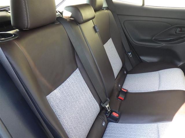 ヤリスクロス ハイブリッドＺ　メモリーナビ　ミュージックプレイヤー接続可　バックカメラ　衝突被害軽減システム　ＥＴＣ　ＬＥＤヘッドランプ　ワンオーナー（22枚目）