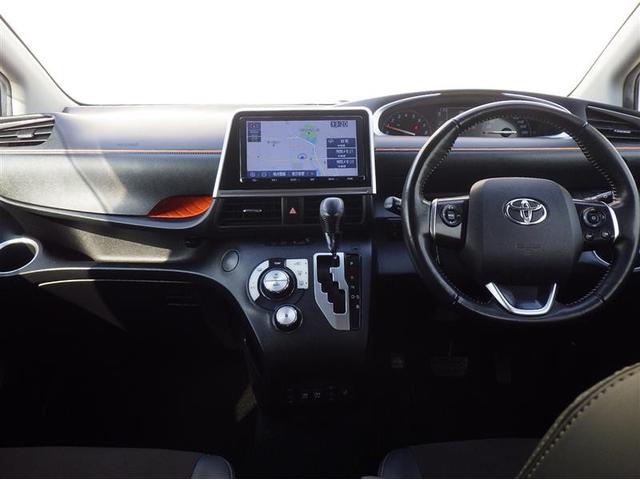 シエンタ Ｇ　クエロ　フルセグ　メモリーナビ　ＤＶＤ再生　バックカメラ　衝突被害軽減システム　ＥＴＣ　ドラレコ　両側電動スライド　ＬＥＤヘッドランプ　ウオークスルー　乗車定員７人　３列シート　ワンオーナー（7枚目）