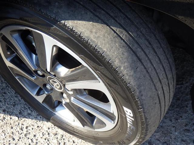 ヴォクシー ZS 煌III フルセグ メモリーナビ DVD再生 バックカメラ 衝突被害軽減システム ETC ドラレコ 両側電動スライド LEDヘッドランプ ウオークスルー 乗車定員7人 3列シート アイドリングストップ(25枚目)