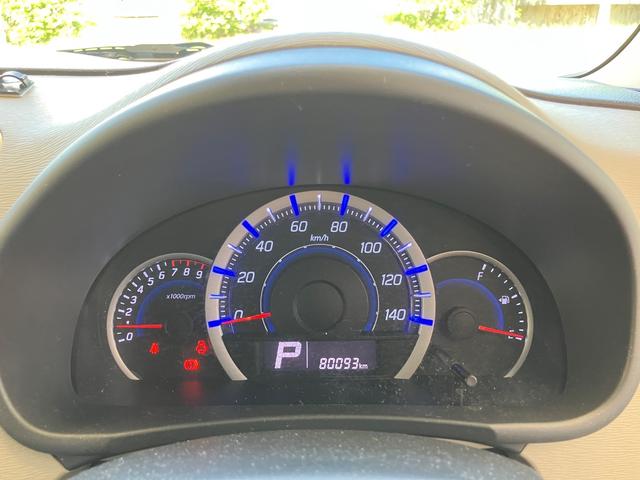 ワゴンＲ ＦＸ　キーレスエントリー　アイドリングストップ　ベンチシート　ＣＶＴ　盗難防止システム　ＡＢＳ　ＣＤ　ミュージックプレイヤー接続可　衝突安全ボディ　エアコン　パワーステアリング　パワーウィンドウ（3枚目）