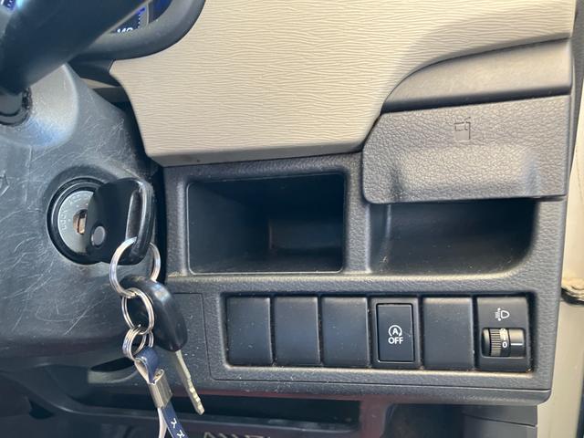 ワゴンＲ ＦＸ　キーレスエントリー　アイドリングストップ　ベンチシート　ＣＶＴ　盗難防止システム　ＡＢＳ　ＣＤ　ミュージックプレイヤー接続可　衝突安全ボディ　エアコン　パワーステアリング　パワーウィンドウ（6枚目）