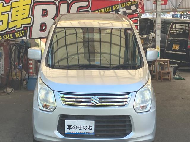 ワゴンＲ ＦＸ　キーレスエントリー　アイドリングストップ　ベンチシート　ＣＶＴ　盗難防止システム　ＡＢＳ　ＣＤ　ミュージックプレイヤー接続可　衝突安全ボディ　エアコン　パワーステアリング　パワーウィンドウ（11枚目）