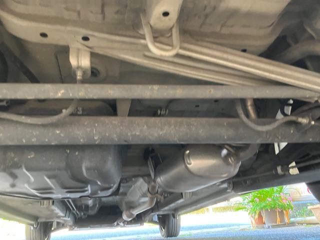 ワゴンＲ ＦＸ　キーレスエントリー　アイドリングストップ　ベンチシート　ＣＶＴ　盗難防止システム　ＡＢＳ　ＣＤ　ミュージックプレイヤー接続可　衝突安全ボディ　エアコン　パワーステアリング　パワーウィンドウ（20枚目）