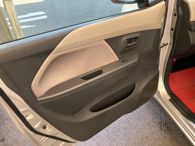 ワゴンＲ ＦＸ　キーレスエントリー　アイドリングストップ　ベンチシート　ＣＶＴ　盗難防止システム　ＡＢＳ　ＣＤ　ミュージックプレイヤー接続可　衝突安全ボディ　エアコン　パワーステアリング　パワーウィンドウ（28枚目）