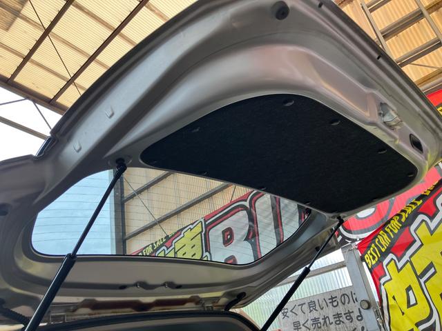 ワゴンＲ ＦＸ　ワンオーナー　キーレスエントリー　電動格納ミラー　ベンチシート　ＡＴ　盗難防止システム　ＡＢＳ　ＣＤ　アルミホイール　衝突安全ボディ　エアコン　パワーステアリング　パワーウィンドウ　運転席エアバッグ（29枚目）