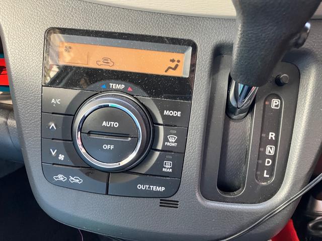 ワゴンＲ ＦＸ　キーレスエントリー　アイドリングストップ　電動格納ミラー　ベンチシート　ＣＶＴ　盗難防止システム　ＡＢＳ　ＣＤ　ミュージックプレイヤー接続可　アルミホイール　衝突安全ボディ　エアコン（7枚目）