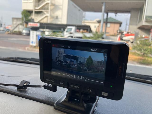 ワゴンＲ ＦＸ　キーレスエントリー　アイドリングストップ　電動格納ミラー　ベンチシート　ＣＶＴ　盗難防止システム　ＡＢＳ　ＣＤ　ミュージックプレイヤー接続可　アルミホイール　衝突安全ボディ　エアコン（12枚目）