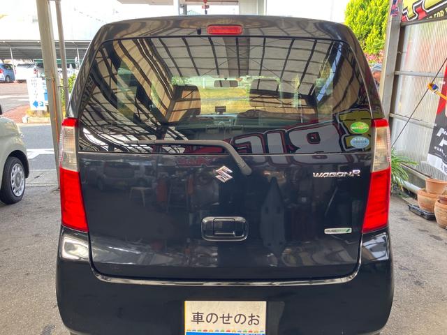 ワゴンＲ ＦＸ　キーレスエントリー　アイドリングストップ　電動格納ミラー　ベンチシート　ＣＶＴ　盗難防止システム　ＡＢＳ　ＣＤ　ミュージックプレイヤー接続可　アルミホイール　衝突安全ボディ　エアコン（17枚目）