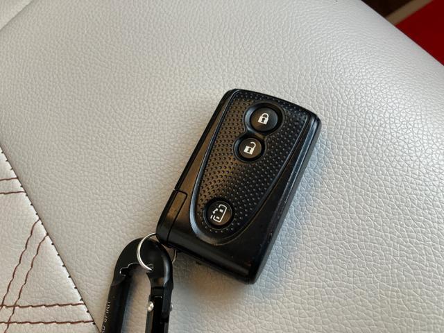 タント Ｘ　ＥＴＣ　電動スライドドア　スマートキー　アイドリングストップ　電動格納ミラー　ベンチシート　ＣＶＴ　盗難防止システム　ＡＢＳ　ＣＤ　ミュージックプレイヤー接続可　衝突安全ボディ　エアコン（9枚目）