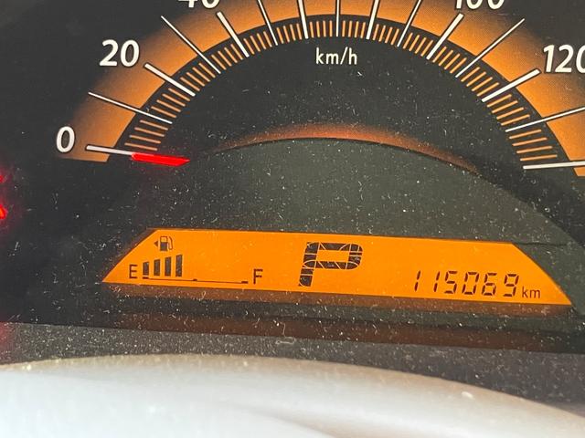 パレット X 両側スライド・片側電動 スマートキー 電動格納ミラー ベンチシート AT 盗難防止システム ABS CD カセット アルミホイール 衝突安全ボディ エアコン パワーステアリング パワーウィンドウ(6枚目)