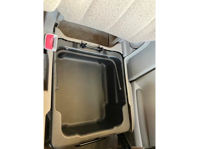 パレット X 両側スライド・片側電動 スマートキー 電動格納ミラー ベンチシート AT 盗難防止システム ABS CD カセット アルミホイール 衝突安全ボディ エアコン パワーステアリング パワーウィンドウ(31枚目)