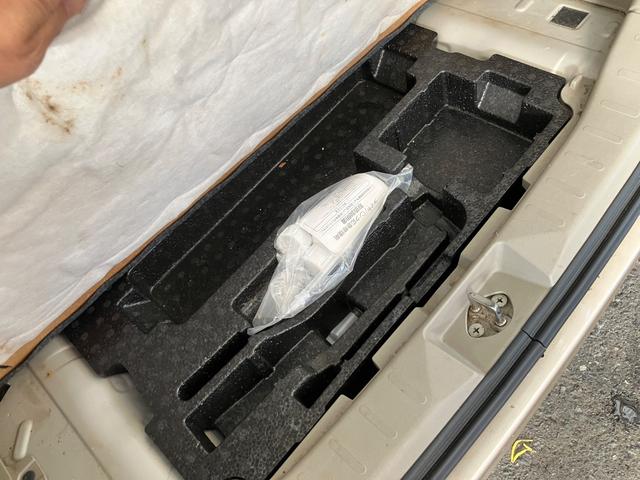 パレット X 両側スライド・片側電動 スマートキー 電動格納ミラー ベンチシート AT 盗難防止システム ABS CD カセット アルミホイール 衝突安全ボディ エアコン パワーステアリング パワーウィンドウ(37枚目)