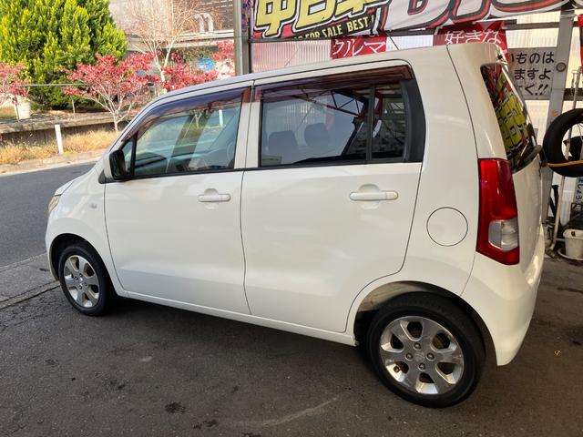 お車の知識がなくても大丈夫です！皆様のご来店をスタッフ一同、心よりお待ちしております。