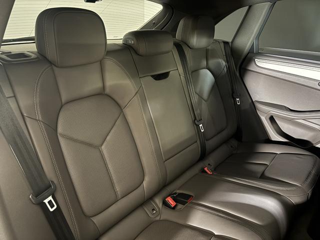 マカン マカン PASM 19incアルミホイール(25枚目)