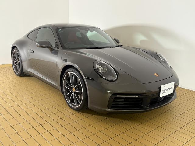 ９１１ ９１１カレラ　ＬＥＤマトリックスヘッドライト　スポーツクロノ　ＧＴスポーツステアリングホイール　２０／２１インチＣａｒｒｅｒａ　Ｃｌａｓｓｉｃホイール　レーンチェンジアシスト　ＢＯＳＥ　パワーステアリングプラス（5枚目）