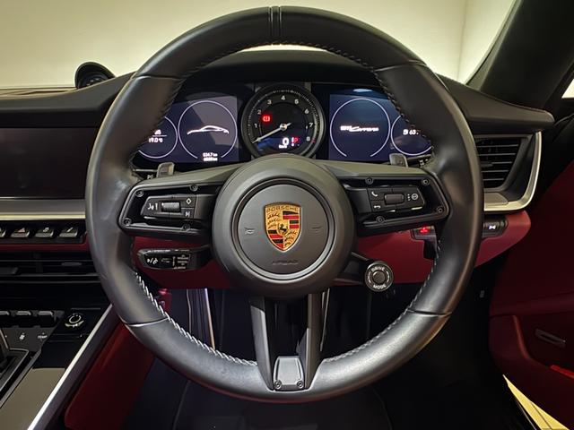 ９１１ ９１１カレラ　ＬＥＤマトリックスヘッドライト　スポーツクロノ　ＧＴスポーツステアリングホイール　２０／２１インチＣａｒｒｅｒａ　Ｃｌａｓｓｉｃホイール　レーンチェンジアシスト　ＢＯＳＥ　パワーステアリングプラス（8枚目）