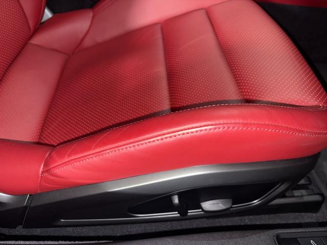 ９１１ ９１１カレラ　ＬＥＤマトリックスヘッドライト　スポーツクロノ　ＧＴスポーツステアリングホイール　２０／２１インチＣａｒｒｅｒａ　Ｃｌａｓｓｉｃホイール　レーンチェンジアシスト　ＢＯＳＥ　パワーステアリングプラス（35枚目）