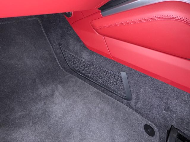 ９１１ ９１１カレラ　ＬＥＤマトリックスヘッドライト　スポーツクロノ　ＧＴスポーツステアリングホイール　２０／２１インチＣａｒｒｅｒａ　Ｃｌａｓｓｉｃホイール　レーンチェンジアシスト　ＢＯＳＥ　パワーステアリングプラス（40枚目）