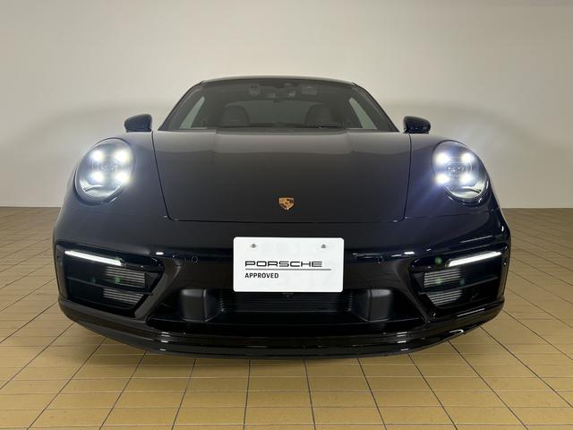 ９１１ ９１１カレラＧＴＳ　ＬＨＤ　リアアクスルステアリング　ＰＤＣＣ　軽量カーボンルーフ　マットカーボンインテリア　レーンチェンジアシスト　Ｒａｃｅ－Ｔｅｘルーフライニング　メーターパネル／カーマインレッド　ライトデザイン（7枚目）