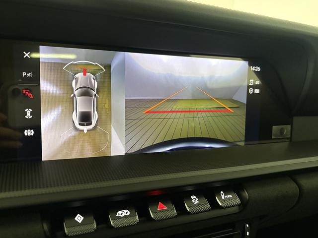 ９１１ ９１１カレラＧＴＳ　ＬＨＤ　リアアクスルステアリング　ＰＤＣＣ　軽量カーボンルーフ　マットカーボンインテリア　レーンチェンジアシスト　Ｒａｃｅ－Ｔｅｘルーフライニング　メーターパネル／カーマインレッド　ライトデザイン（14枚目）