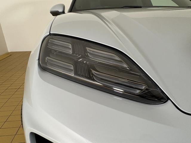 マカンエレクトリック マカン 4S リアアクスルステアリング PASM 電動充電ポートカバー シートヒーター マトリックスLEDヘッドライト スポーツクロノ 4ゾーンクライメートコントロール BOSEサラウンドサウンド(9枚目)