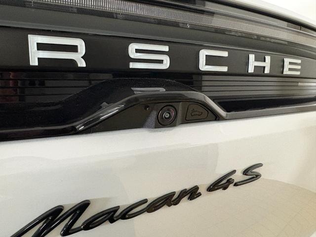マカンエレクトリック マカン 4S リアアクスルステアリング PASM 電動充電ポートカバー シートヒーター マトリックスLEDヘッドライト スポーツクロノ 4ゾーンクライメートコントロール BOSEサラウンドサウンド(22枚目)