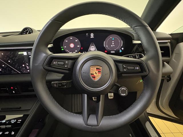 マカンエレクトリック マカン 4S リアアクスルステアリング PASM 電動充電ポートカバー シートヒーター マトリックスLEDヘッドライト スポーツクロノ 4ゾーンクライメートコントロール BOSEサラウンドサウンド(24枚目)