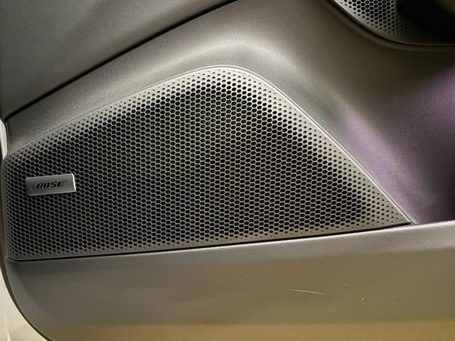 マカンエレクトリック マカン 4S リアアクスルステアリング PASM 電動充電ポートカバー シートヒーター マトリックスLEDヘッドライト スポーツクロノ 4ゾーンクライメートコントロール BOSEサラウンドサウンド(42枚目)