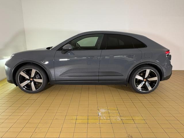 マカンエレクトリック マカン　パノラマルーフ　シートベンチレーション　２２インチＭａｃａｎＳｐｏｒｔホイール　マトリックスＬＥＤヘッドライト　スポクロ　ＢＯＳＥ　アダプティブスポーツシート（2枚目）