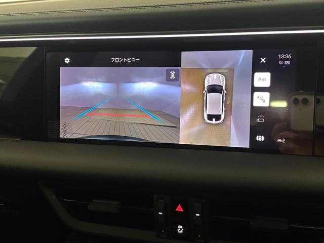 マカンエレクトリック マカン　パノラマルーフ　シートベンチレーション　２２インチＭａｃａｎＳｐｏｒｔホイール　マトリックスＬＥＤヘッドライト　スポクロ　ＢＯＳＥ　アダプティブスポーツシート（13枚目）