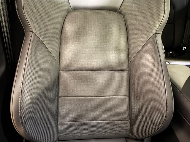 マカンエレクトリック マカン　パノラマルーフ　シートベンチレーション　２２インチＭａｃａｎＳｐｏｒｔホイール　マトリックスＬＥＤヘッドライト　スポクロ　ＢＯＳＥ　アダプティブスポーツシート（36枚目）