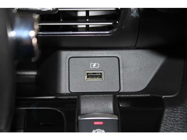 ｅＫクロス Ｔ　プレミアム　メモリーナビ　全周囲カメラ　スマートキー　全方位カメラ　前席シートヒーター　衝突軽減（15枚目）