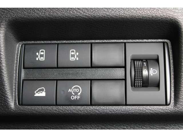 デリカミニ Ｔ　プレミアム　衝突軽減装置　ターボエンジン　禁煙　ワンオーナー車　ナビＴＶ　寒冷地　パワステ　フルタイム４ＷＤ　エアバッグ　ＬＥＤヘッド　ＥＳＣ　サイドカメラ　クルコン　インテリキー　キーフリー　アルミホイール（13枚目）