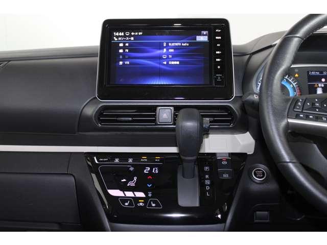 デリカミニ Ｇ　プレミアム　メモリーナビ　全周囲カメラ　スマートキー　バックモニター　サイドカメラ　フロントカメラ　ＬＥＤヘッドライト　４ＷＤ　クルーズコントロール　ワンオーナー　アルミホイール　シートヒーター　スマートキー（8枚目）