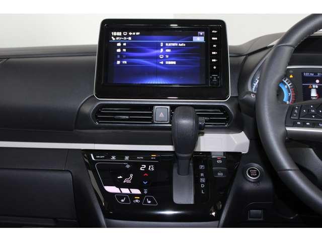 デリカミニ Ｇ　プレミアム　メモリーナビ　全周囲カメラ　スマートキー　１オーナー　ＬＥＤ　Ａクルコン　シートヒーター　ベンチシート　エアコン　コーナーセンサー　パワステ　アルミホイール　キーレスエントリー　エアバッグ　禁煙車（8枚目）