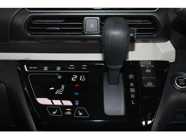 デリカミニ Ｇ　プレミアム　メモリーナビ　全周囲カメラ　スマートキー　１オーナー　ＬＥＤ　Ａクルコン　シートヒーター　ベンチシート　エアコン　コーナーセンサー　パワステ　アルミホイール　キーレスエントリー　エアバッグ　禁煙車（11枚目）