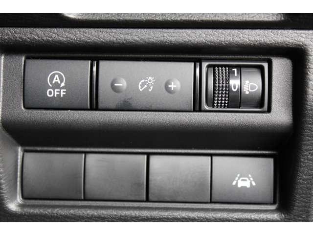 トライトン ＧＳＲ　スマホ連携ナビ　全周囲カメラ　スマートキー　クリアランスソナー　寒冷地仕様　シートヒータ　スマートキー　電動シート　４ＷＤ　アイドリングストップ　サイドモニター　横滑り防止　ナビ　メモリーナビ　ＡＢＳ（15枚目）