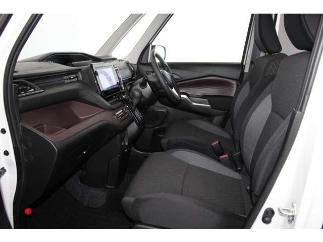 デリカD:2 カスタムハイブリッドMV全方位カメラ付ナビパッケージ メモリーナビ 全周囲カメラ スマートキー (5枚目)