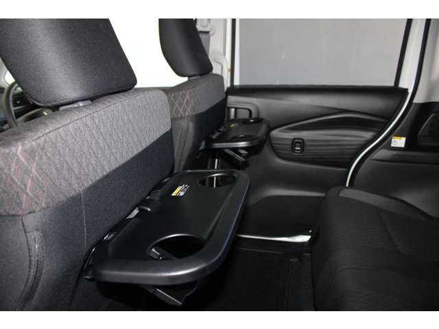 デリカD:2 カスタムハイブリッドMV全方位カメラ付ナビパッケージ メモリーナビ 全周囲カメラ スマートキー (15枚目)