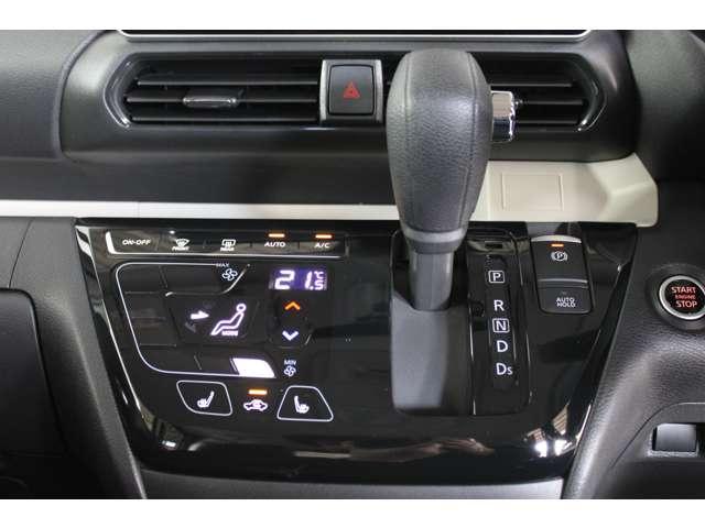 デリカミニ Ｔ　プレミアム　メモリーナビ　全周囲カメラ　スマートキー　フルセグＴＶ　ＬＥＤランプ　クルコン　キーレスエントリー　ＡＢＳ　禁煙　エアバッグ　パワステ　ベンチシート　オートエアコン　ターボ車　フロントカメラ　ナビＴＶ（11枚目）