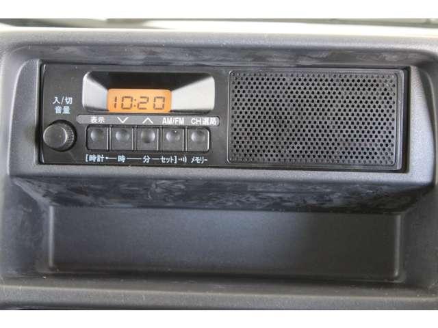 ミニキャブトラック Ｍ　ＡＭ／ＦＭラジオ　切替４ＷＤ　ＡＳＣ　助手席エアバック　運転席エアバック　エアコン　パワステ　ＡＢＳ（7枚目）