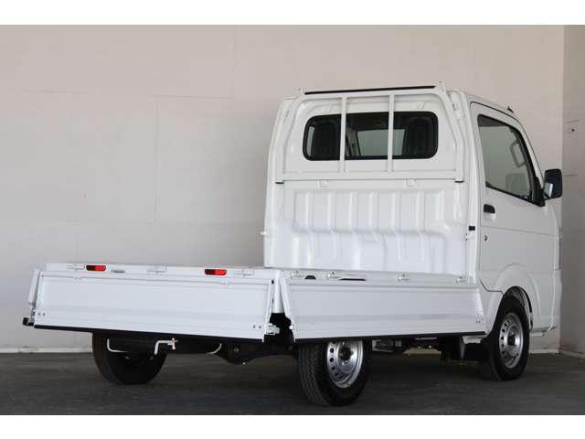 ミニキャブトラック Ｍ　ＡＭ／ＦＭラジオ　切替４ＷＤ　ＡＳＣ　助手席エアバック　運転席エアバック　エアコン　パワステ　ＡＢＳ（18枚目）